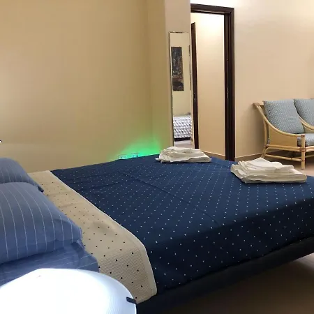 Capo House בית נופש *